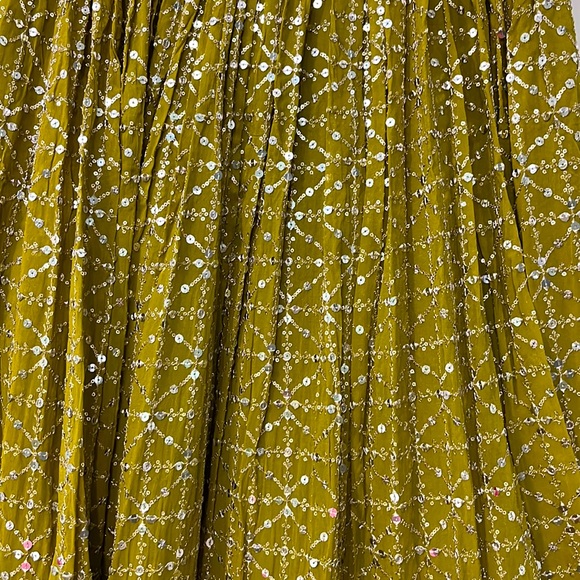 Lehenga choli medium sequin gold embroidered green pink red Indian wedding guest - Picture 4 of 8